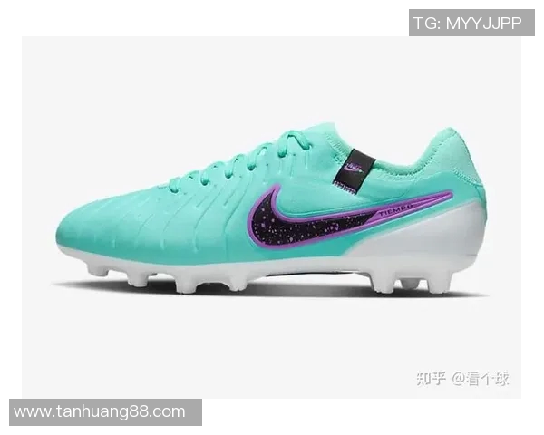 球星专属战靴盘点：那些助力顶级球员征战绿茵场的经典足球鞋